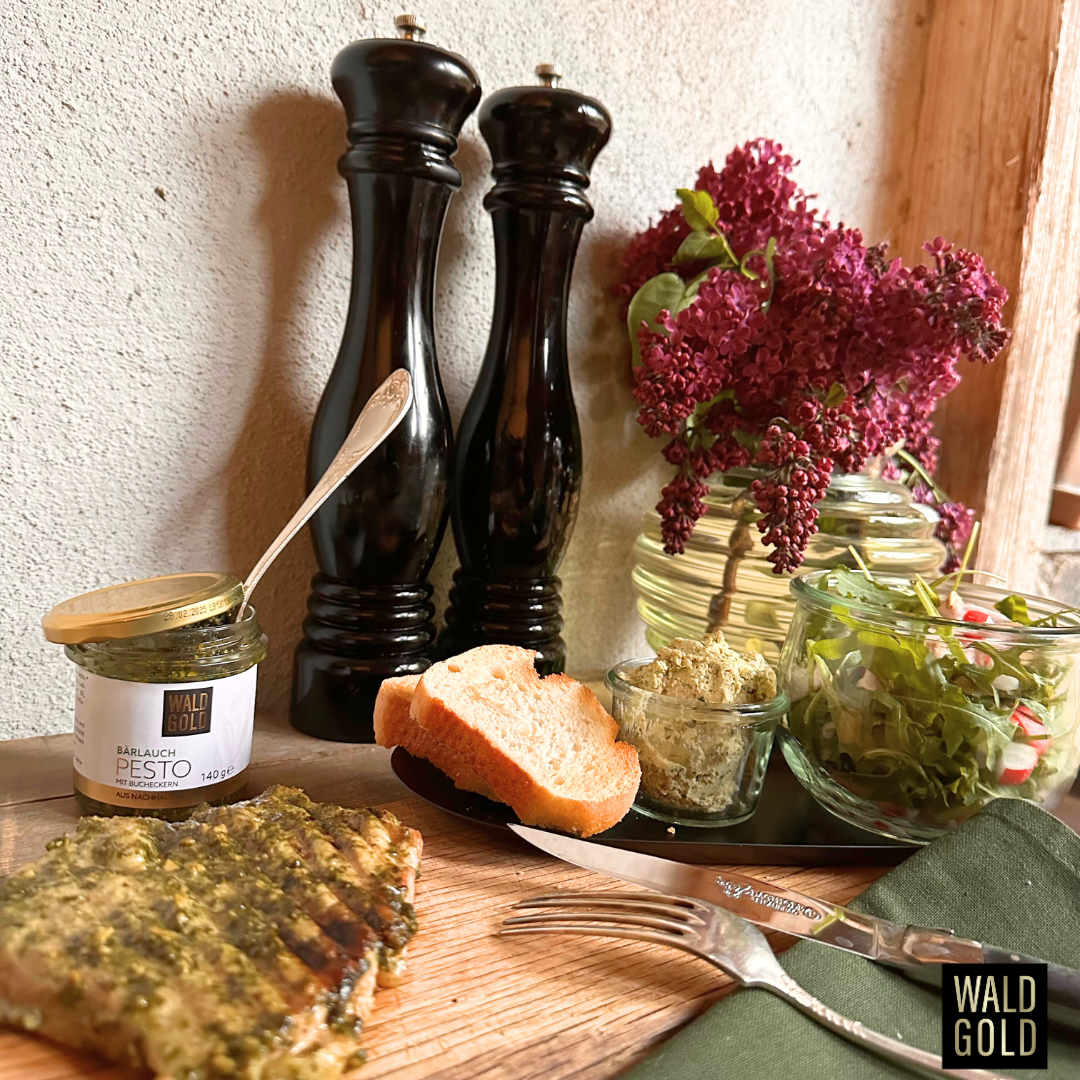 Bärlauchsteaks mit Bärlauchdip und schnellem Salat